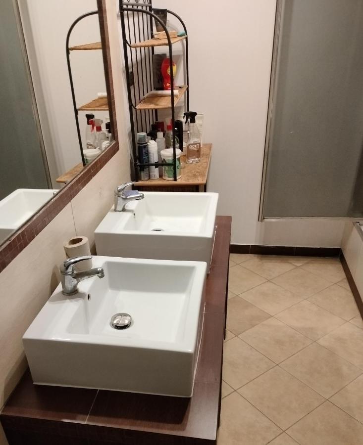 Urocze Studia W Lomiankach, 1- Z Sauna I Tarasem, 2- Z Kominkiem, 3- Ekonomiczne, 7Km Metro Mlociny Warszawa Łomianki Buitenkant foto